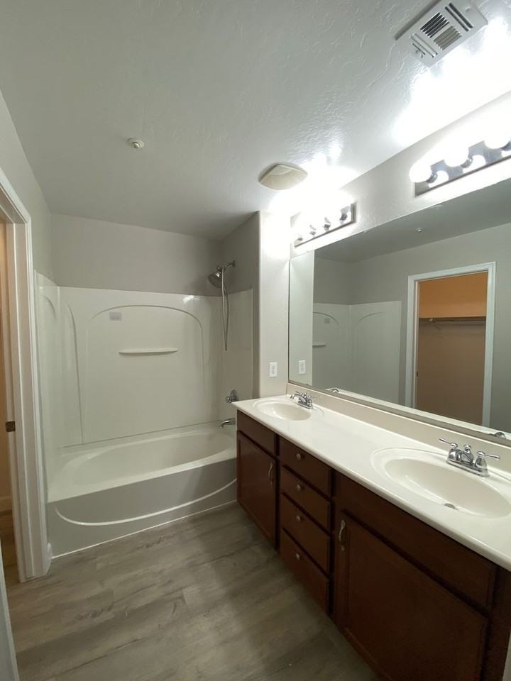 2744 S Pewter Dr #103 - Photo 7 of 20