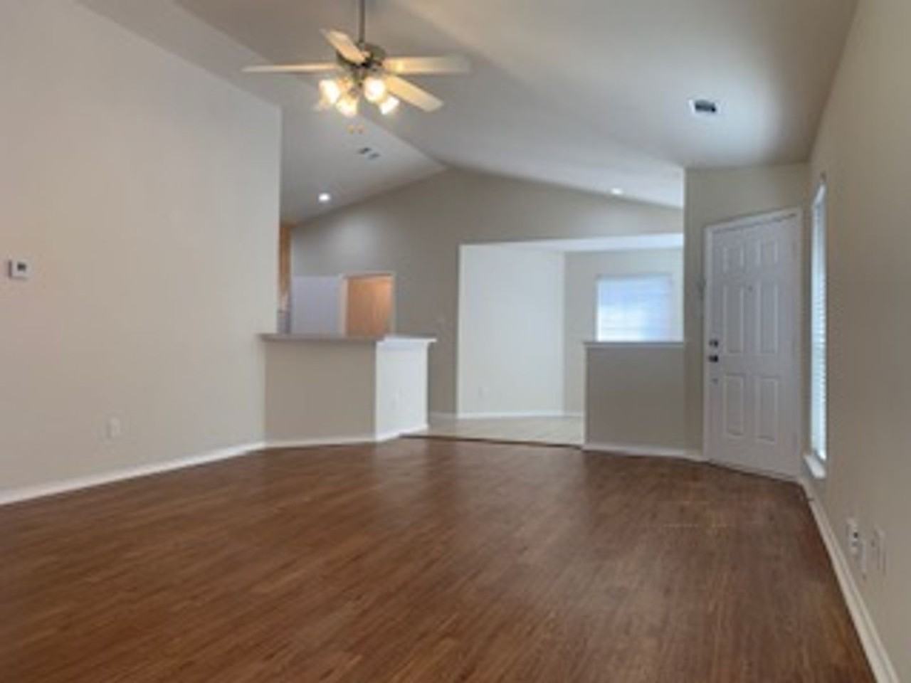 6341 Geneva Ln - Photo 4 of 14