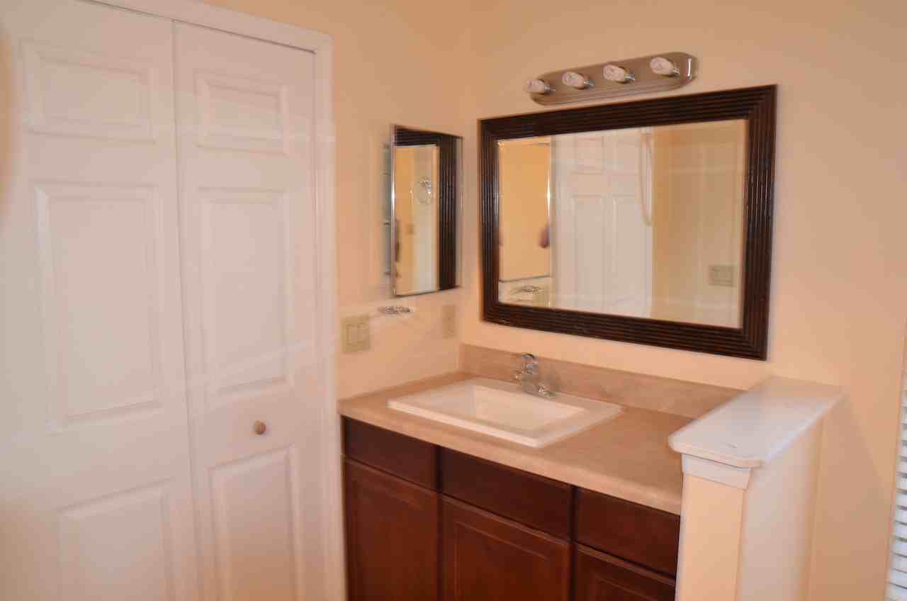 5913 White Egret Ln - Photo 4 of 13