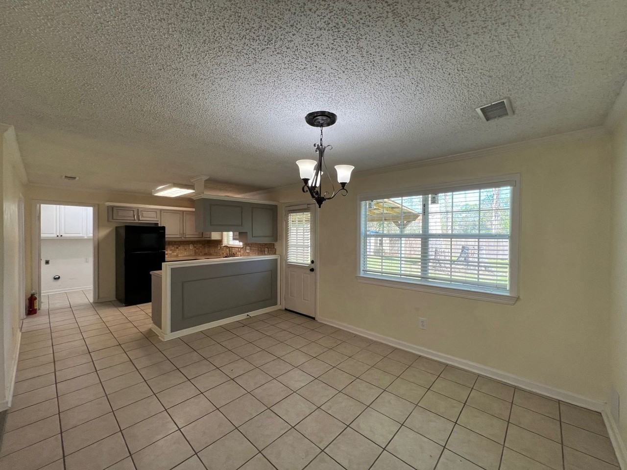 8849 Timber Dr - Photo 3 of 16