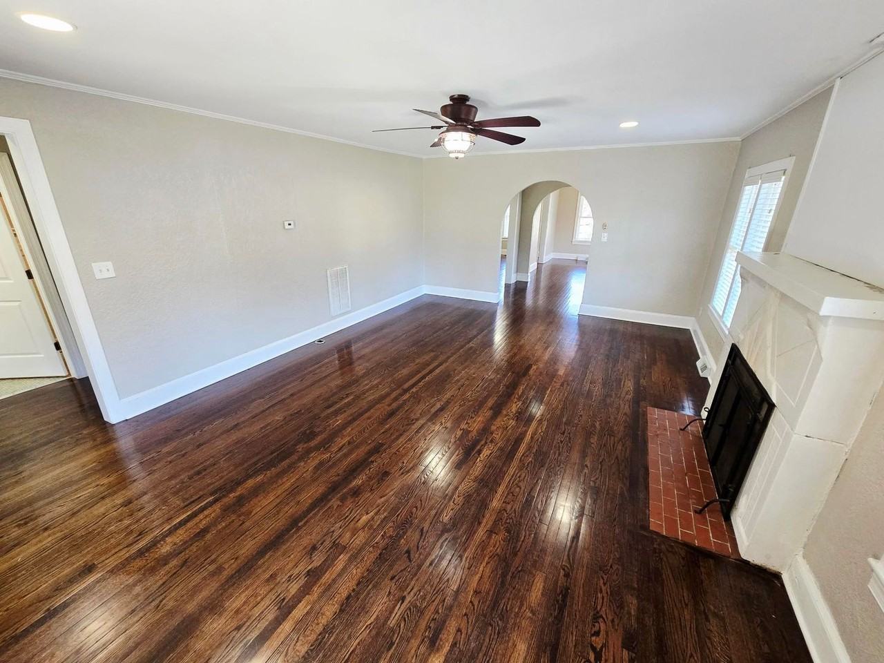 422 Alamance Rd - Photo 3 of 21