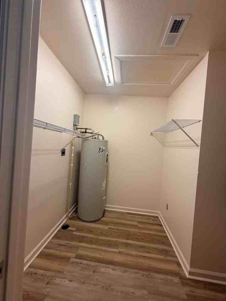 309 Clearwater Way - Photo 5 of 10