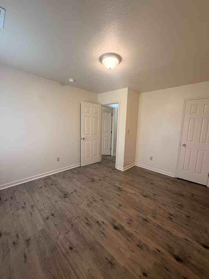 309 Clearwater Way - Photo 6 of 10