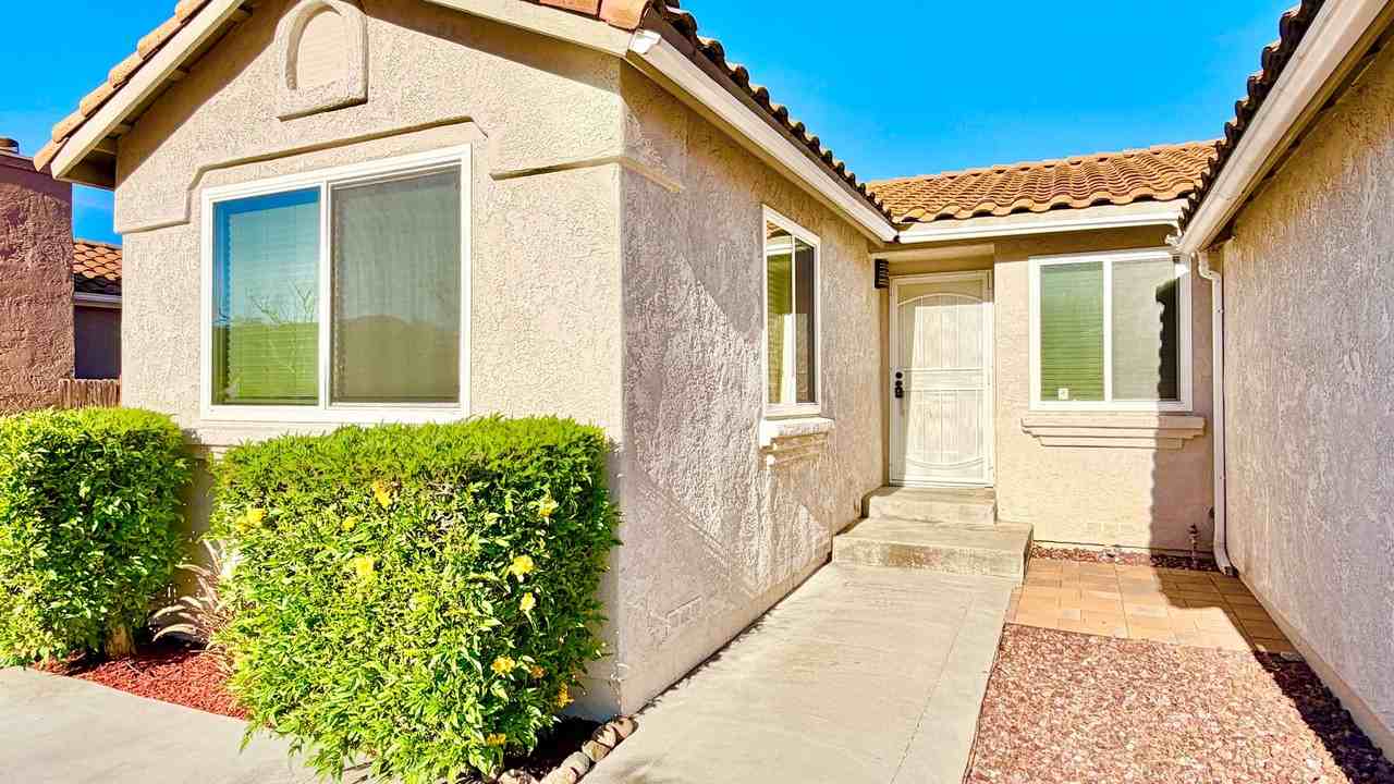 5004 Dulin Rd - Photo 2 of 50