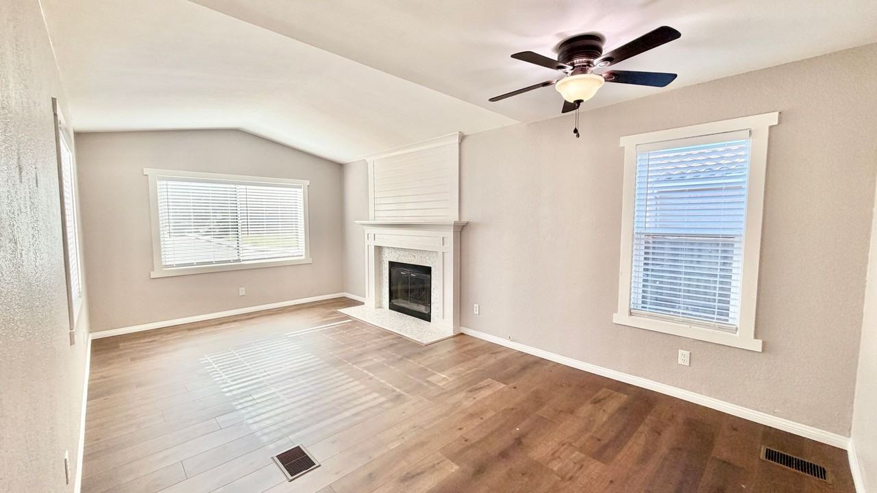 5004 Dulin Rd - Photo 4 of 50