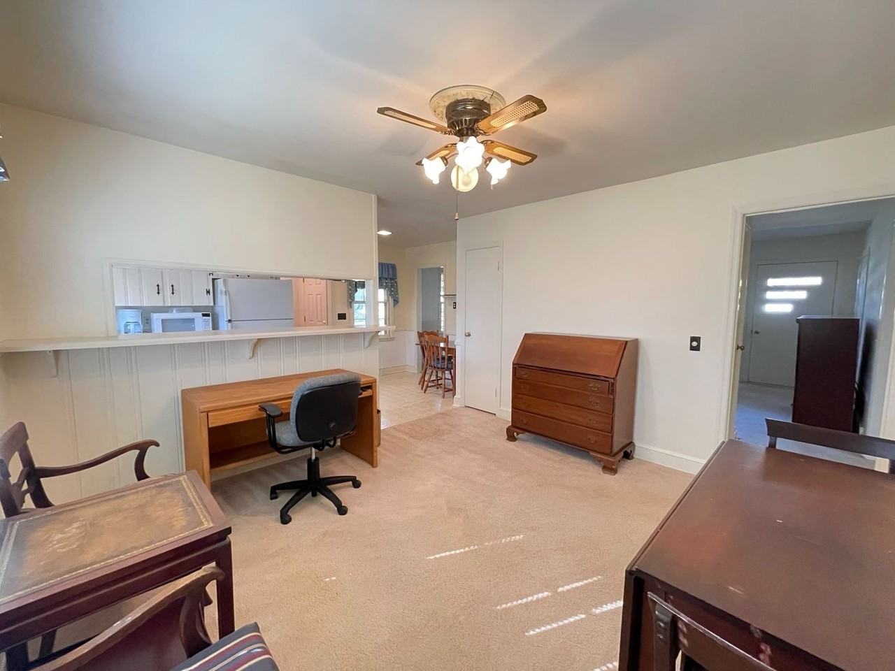 200 N Thomas St - Photo 6 of 18