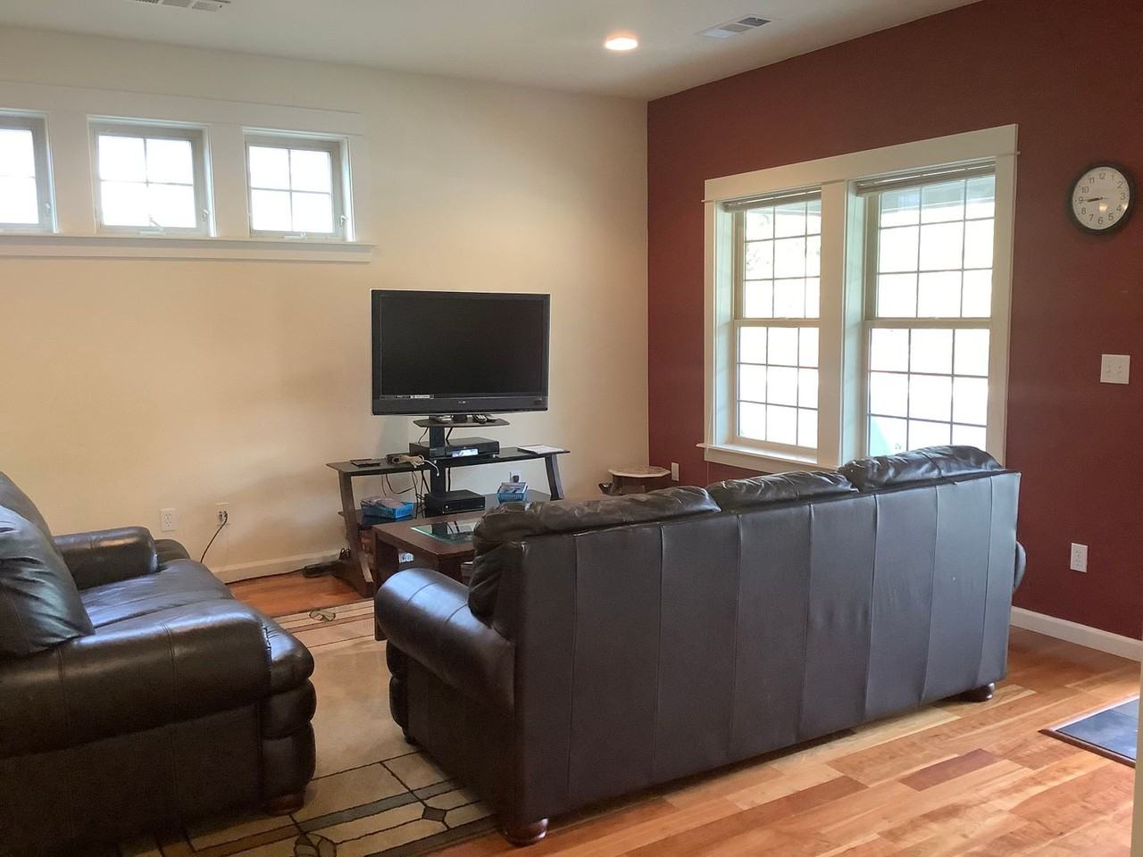 607 N Mountain Ave - Photo 6 of 27