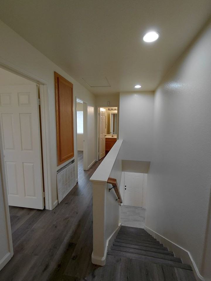 1019 Olive Way - Photo 7 of 16