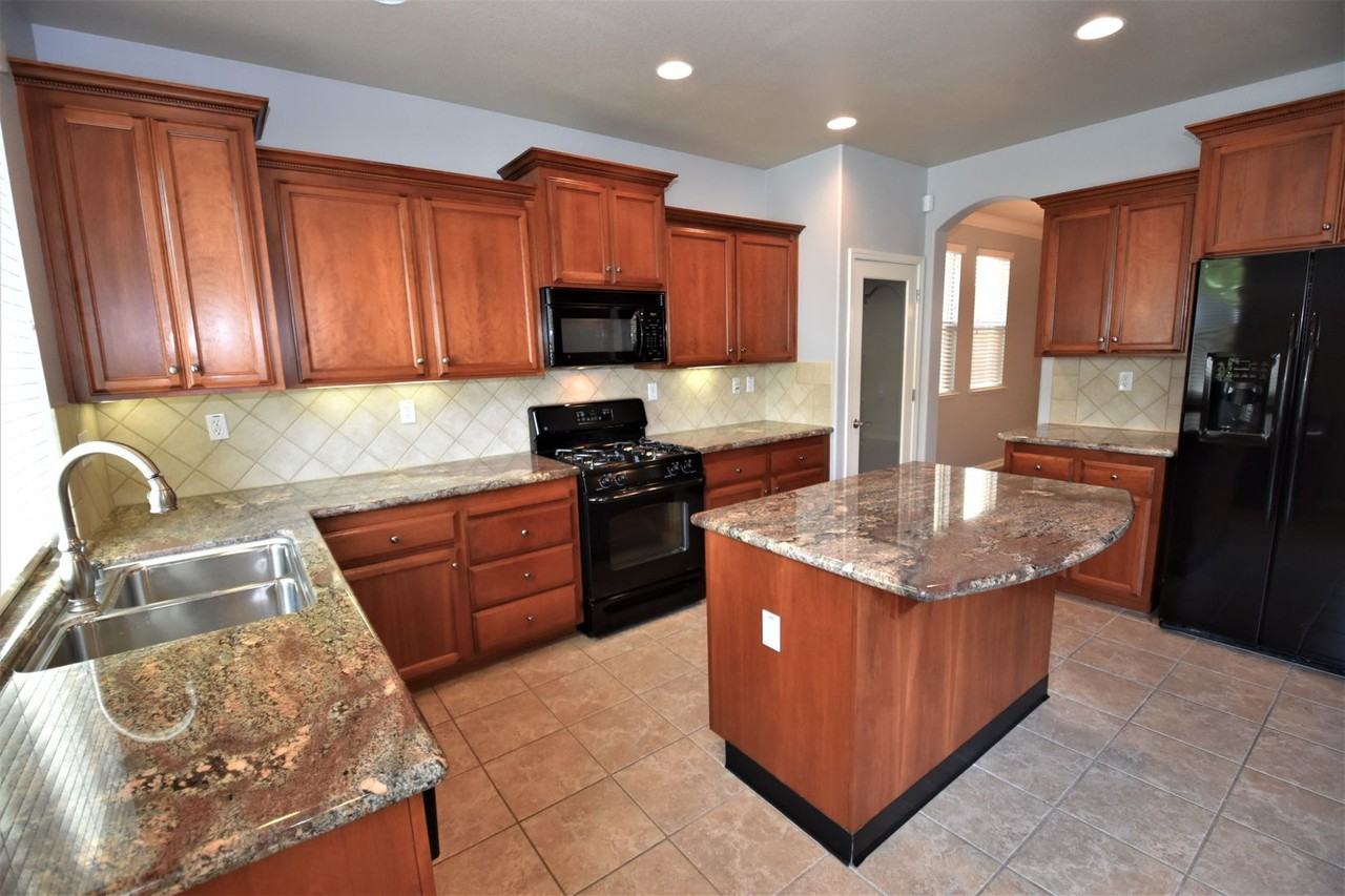 3303 Southerland Rd - Photo 2 of 47