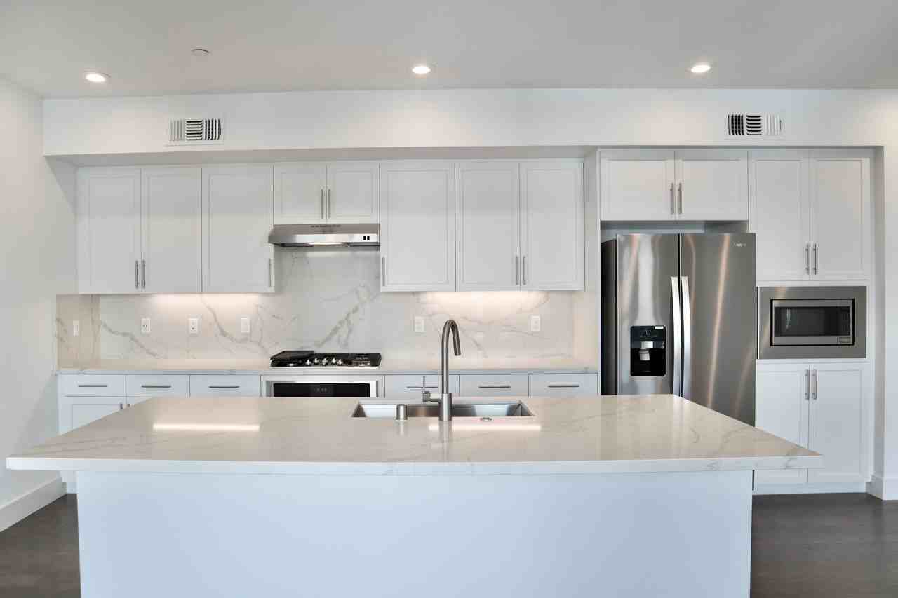 45049 Challenge Cmn #403 - Photo 3 of 32