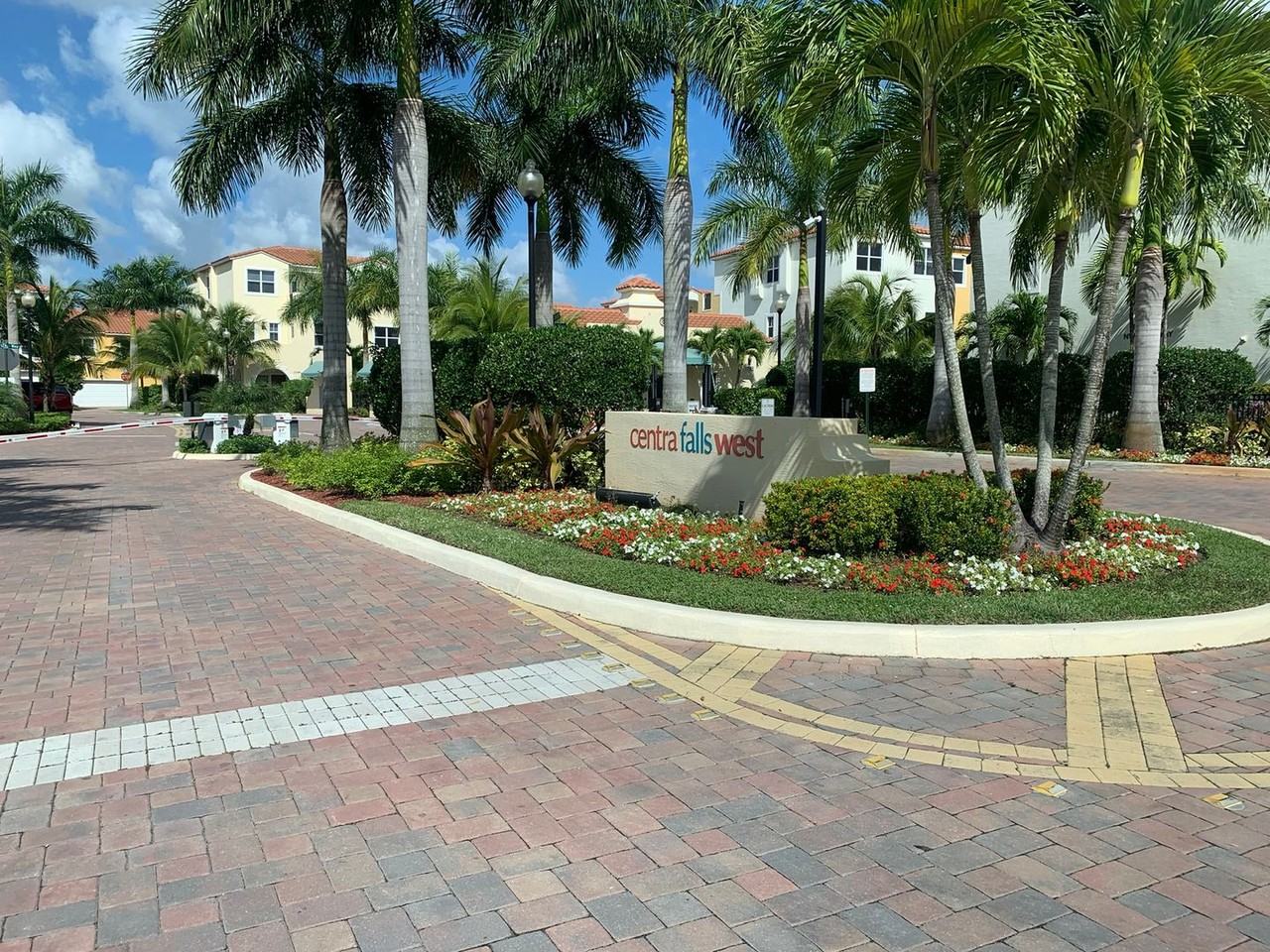 1746 Nw 124th Way - Photo 2 of 15