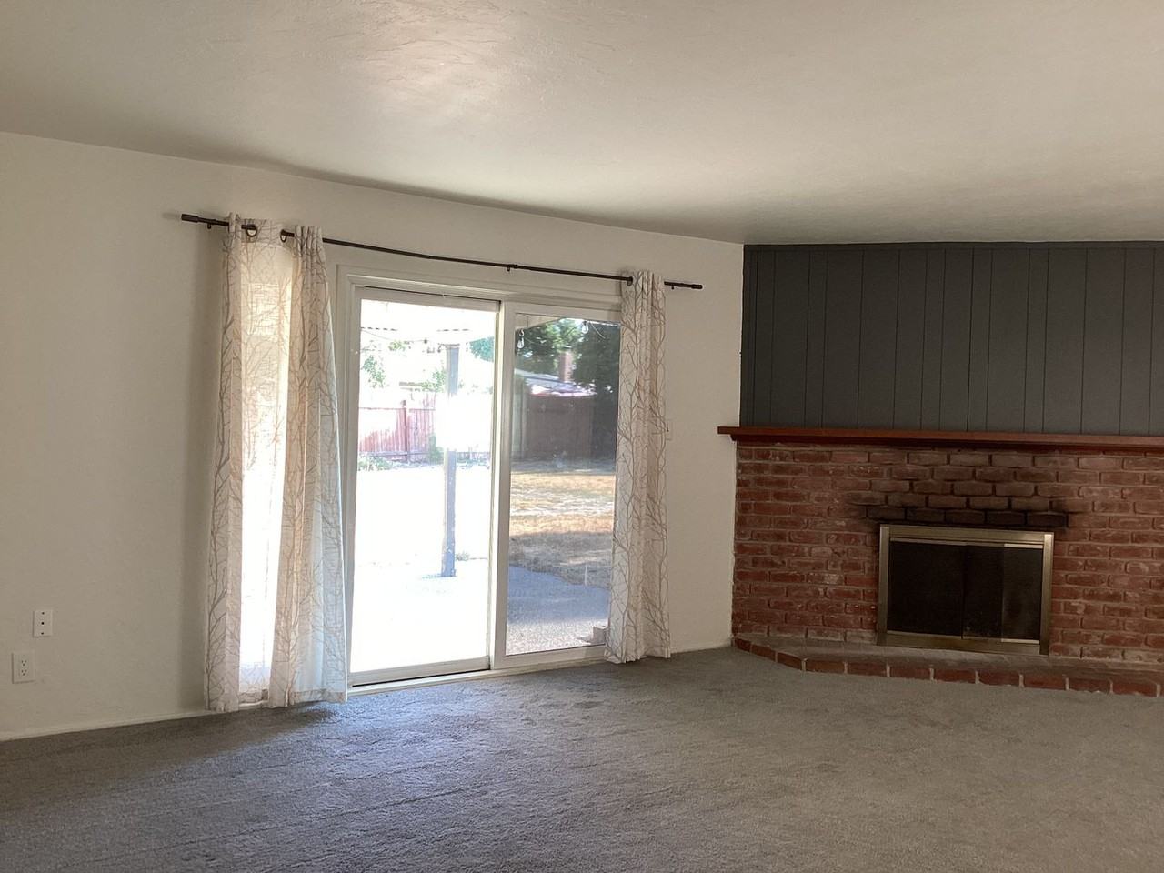 4648 N 6th St - Photo 5 of 42