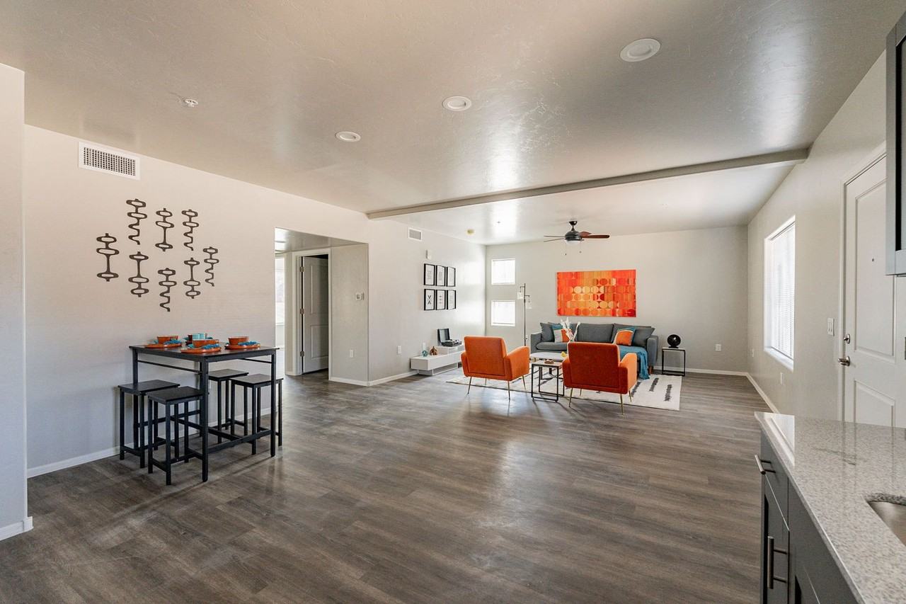 3139 E. Bellevue St. - Photo 2 of 50