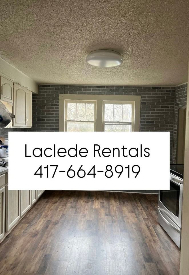 465 Bennett St - Photo 2 of 7