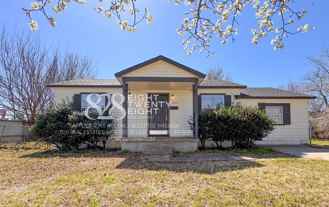 4224 Se 42nd St - Photo 1 of 1