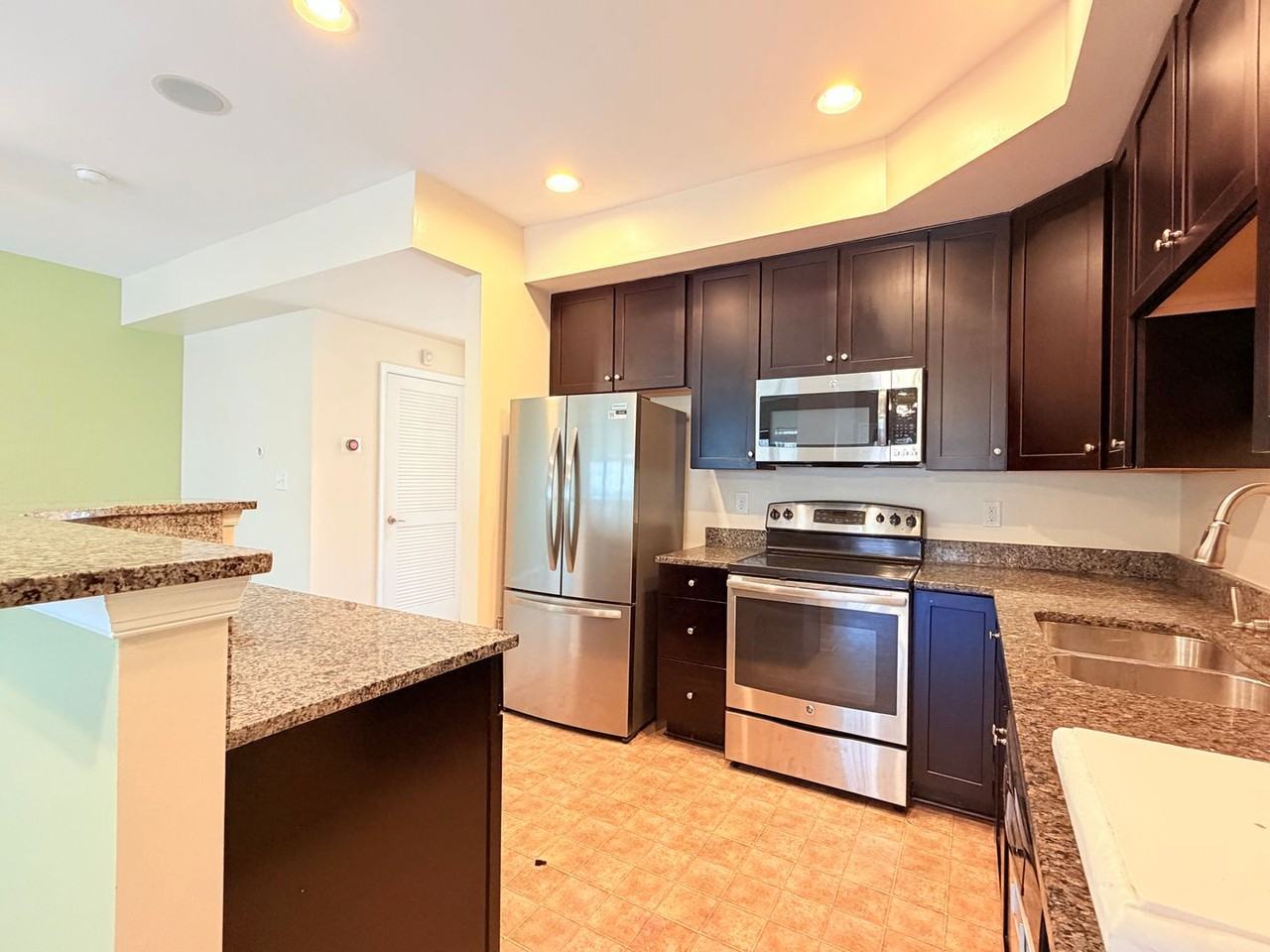 115 Hale Cir - Photo 6 of 12