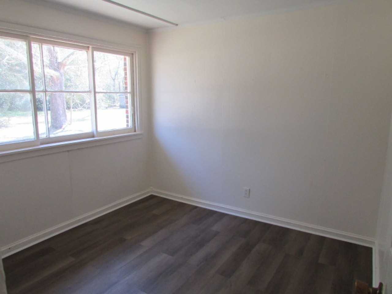 213 Highland Ave - Photo 7 of 7