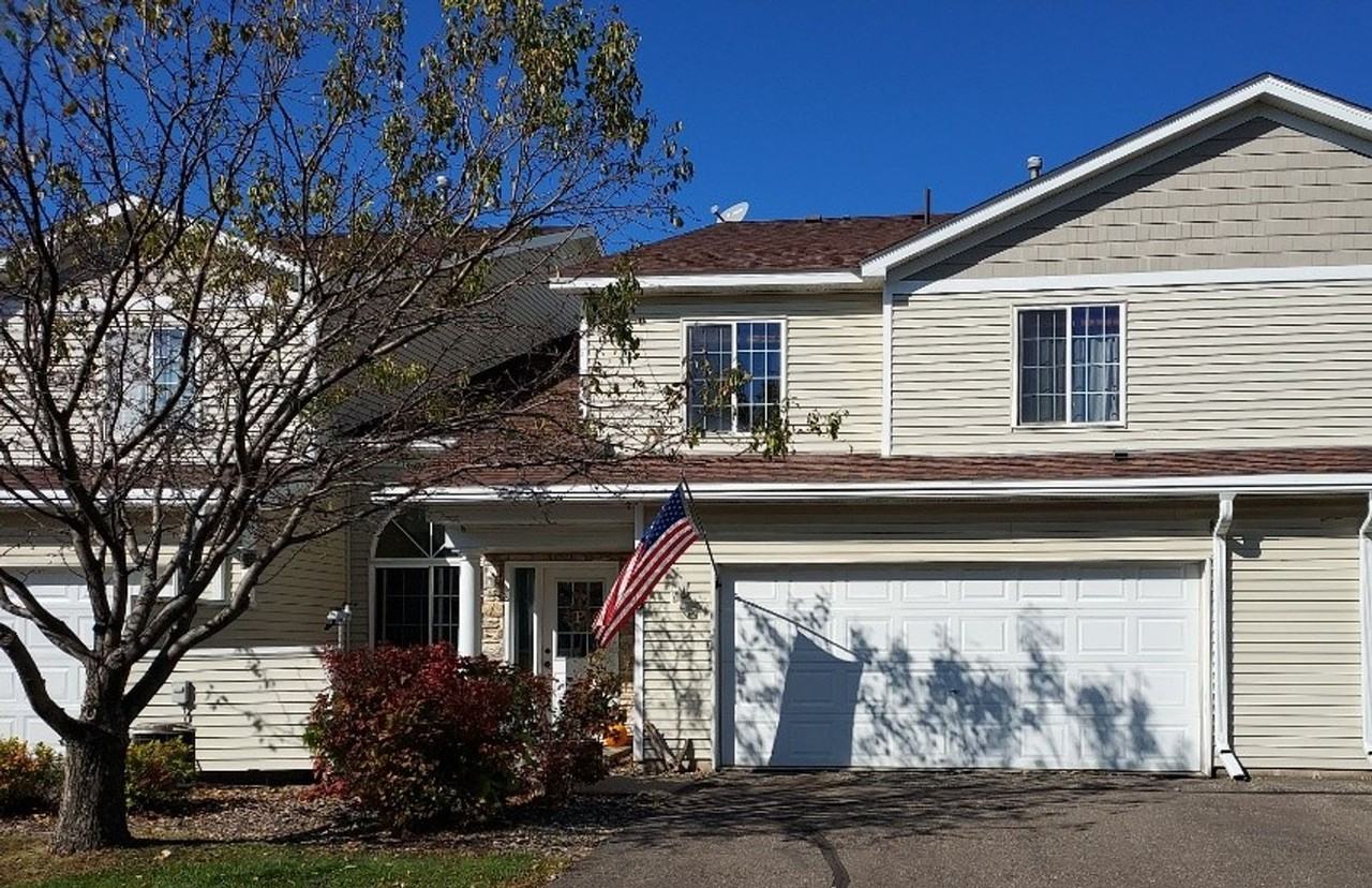 2303 Rosemary Curv - Photo 2 of 21