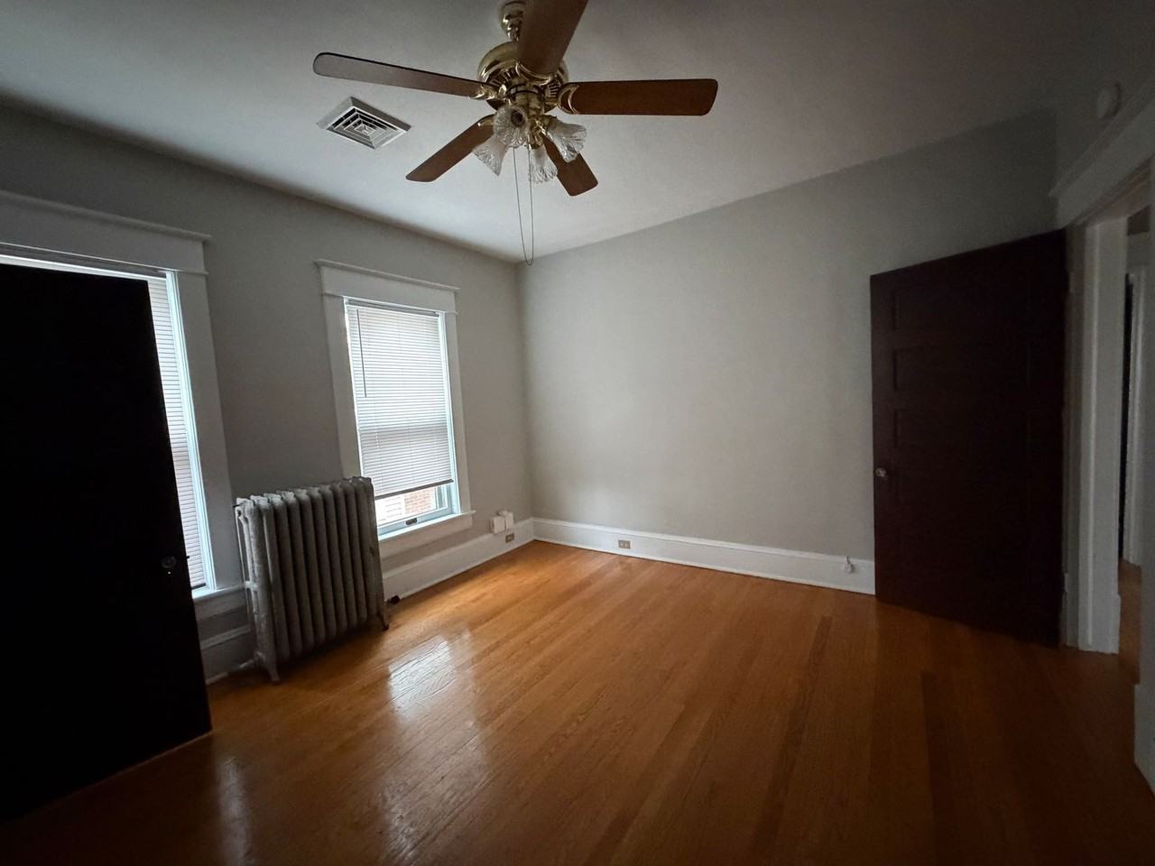 2216/2218 Memorial Ave SW - Photo 3 of 12