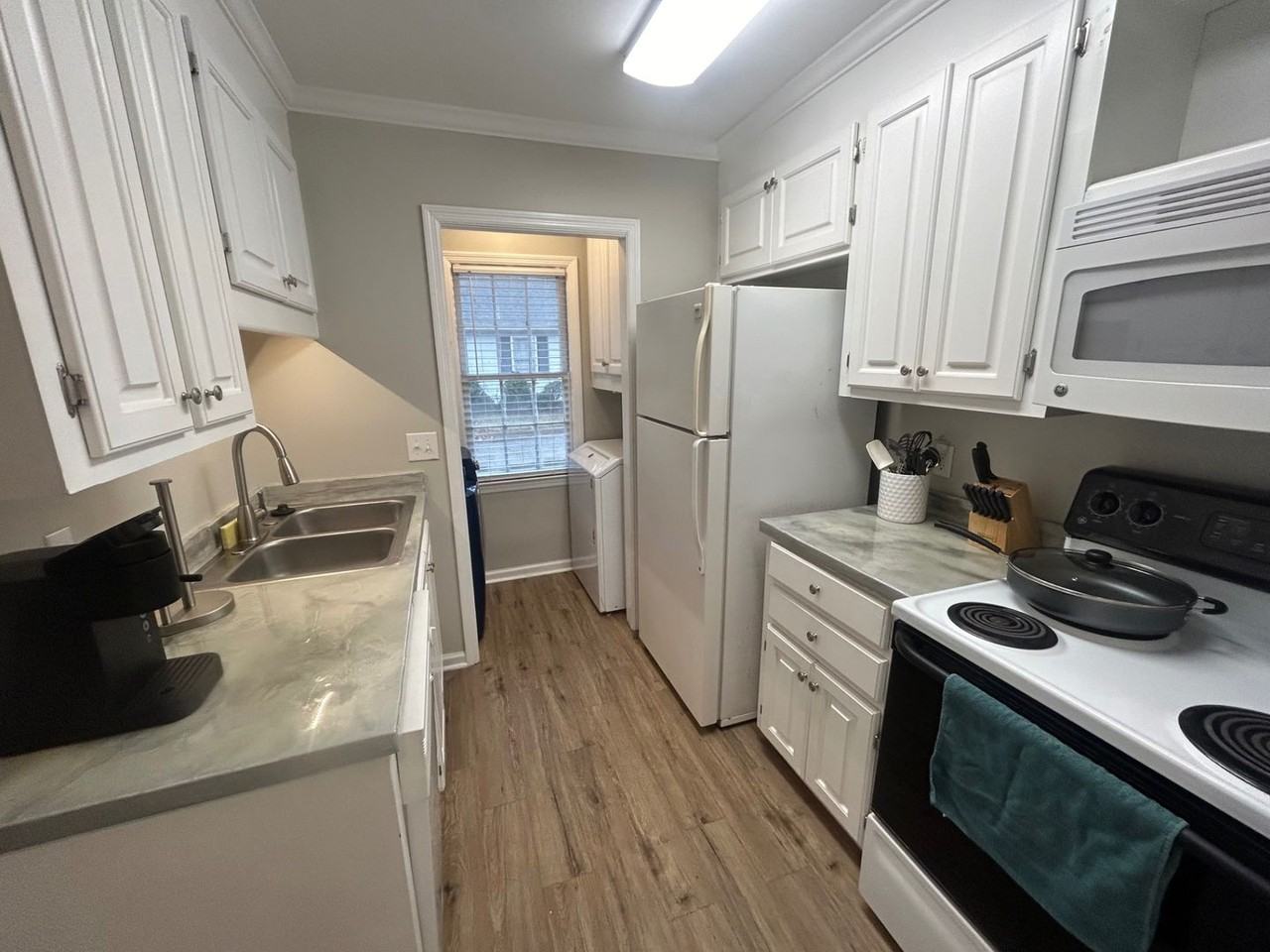 33 Old Clayton Ct - Photo 5 of 17