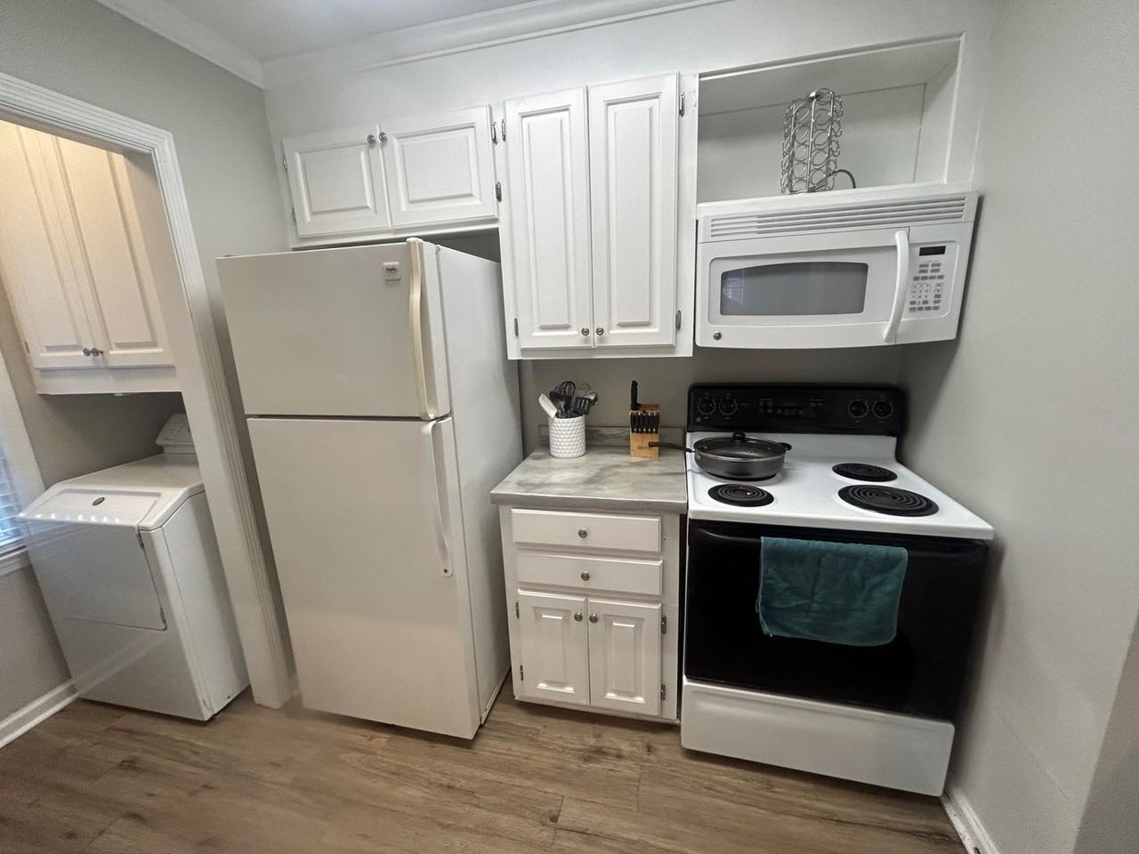 33 Old Clayton Ct - Photo 6 of 17