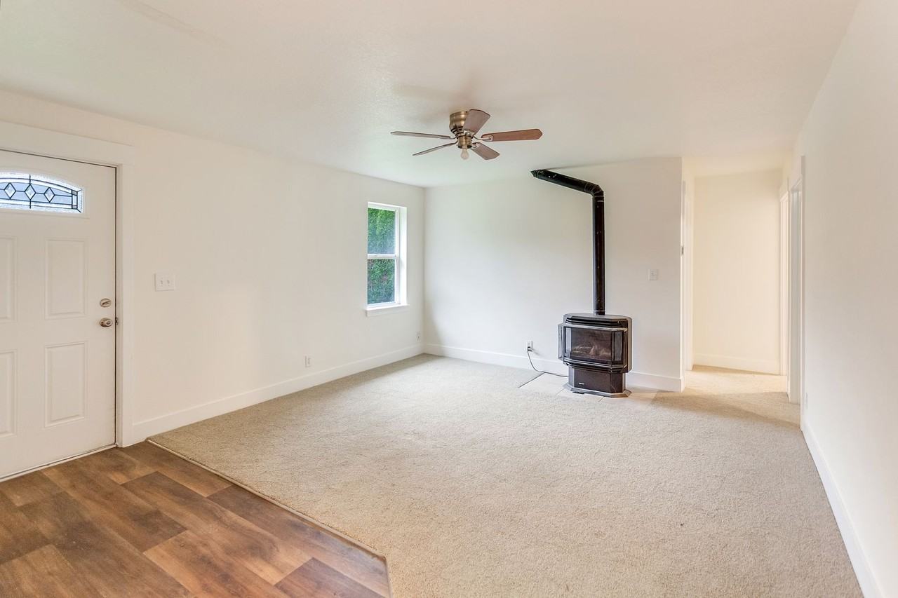 26307 26307 S HWY 213 - 26307 S 213, Mulino, OR - Photo 4 of 50