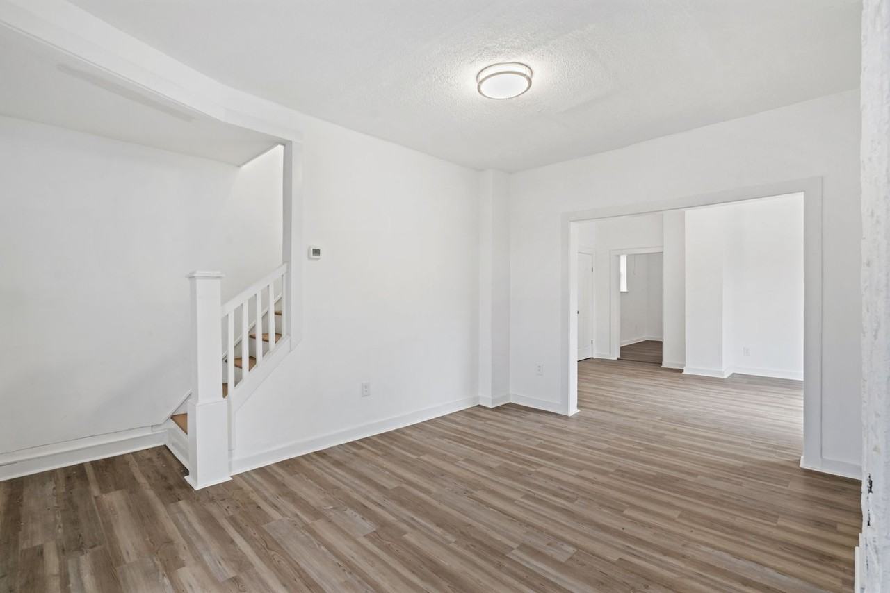 1850 Funston Ave - Photo 5 of 30