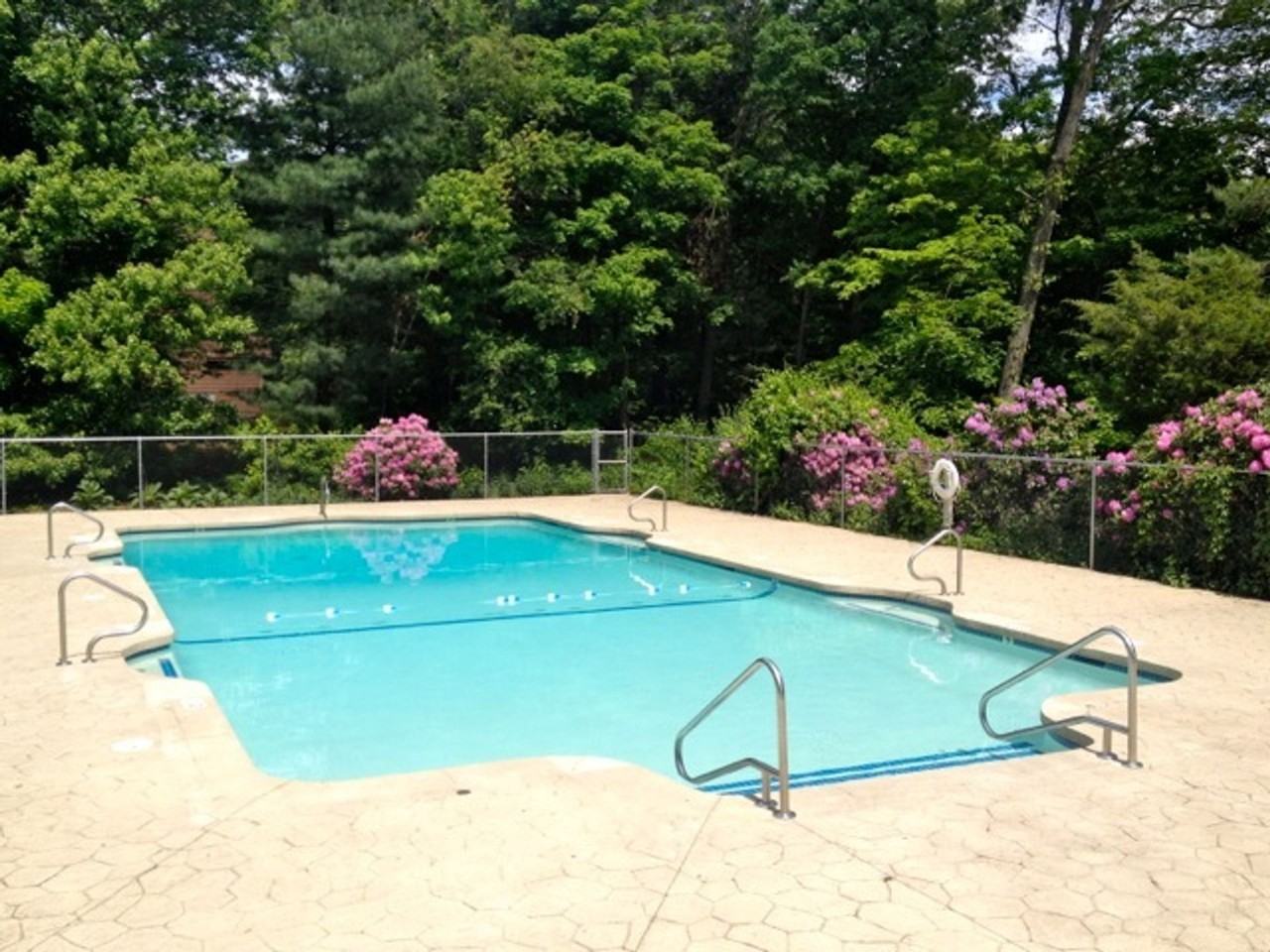 Putnam Village - Photo 2 of 10