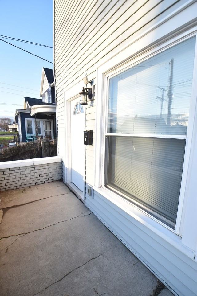 111 S West St - Photo 2 of 13