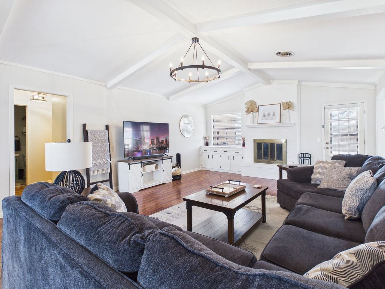 7727 Cervin Dr - Photo 4 of 24