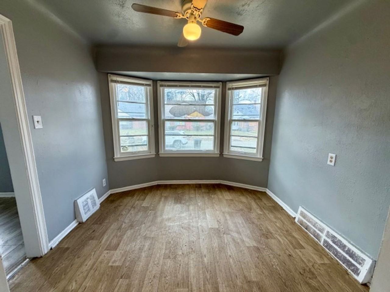 18532 Kentfield St - Photo 6 of 21