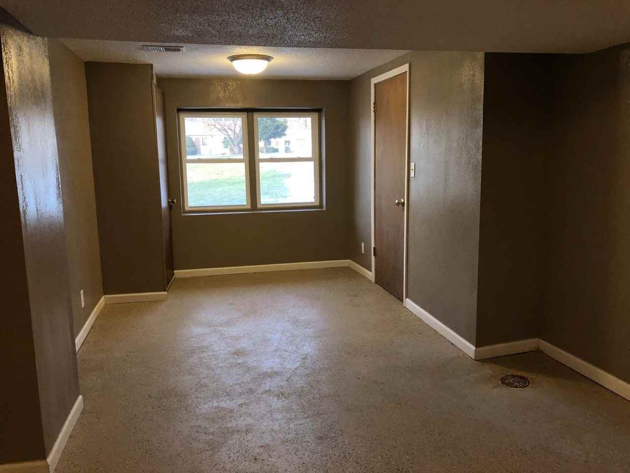 328 E 12th Ave - Photo 2 of 11