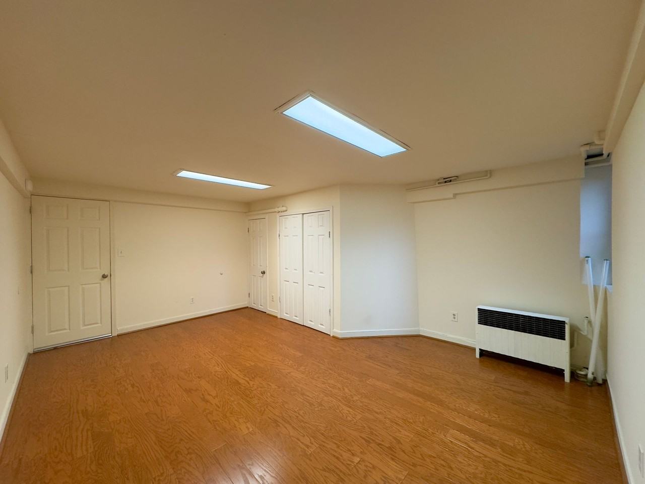 2811 N Calvert St - Photo 5 of 17