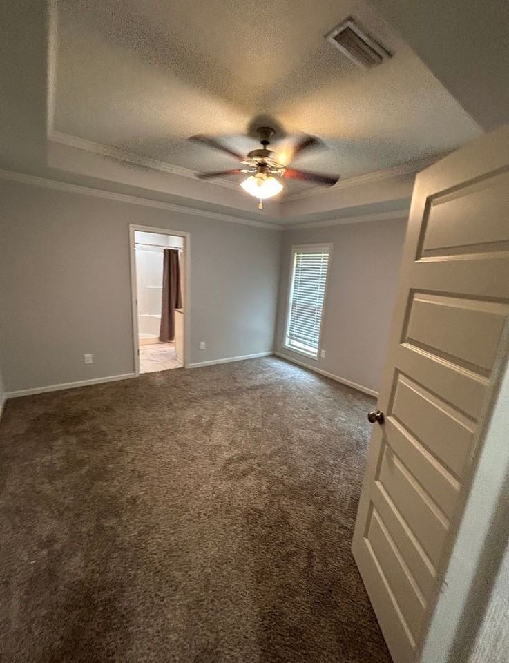 208 Martha George Hall Dr - Photo 4 of 9