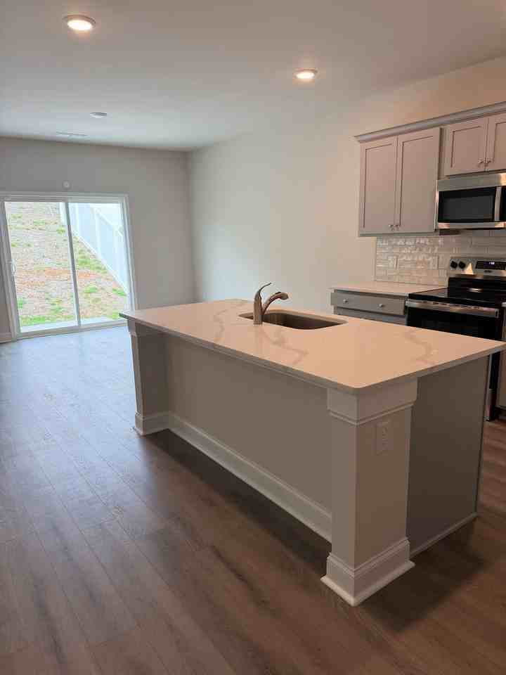 130 Cades Blf - Photo 6 of 50