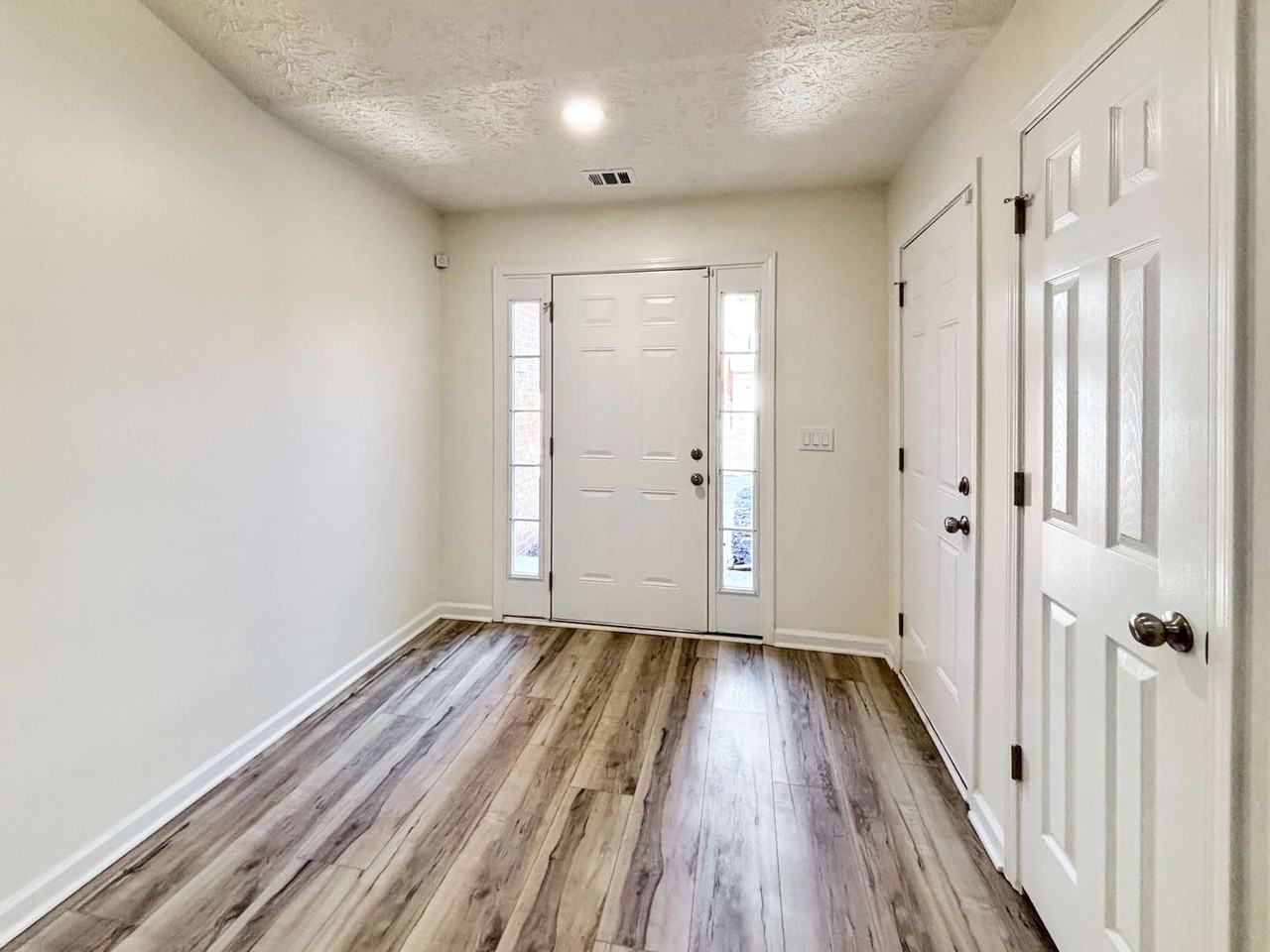 4406 Singletree Way Nw - Photo 3 of 44