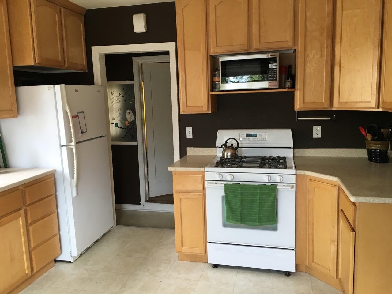 817 E 2nd Ave - Photo 3 of 22