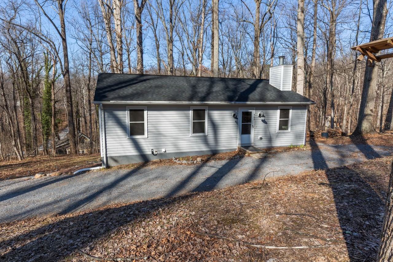 462 Wild Rose Ln - Photo 2 of 37