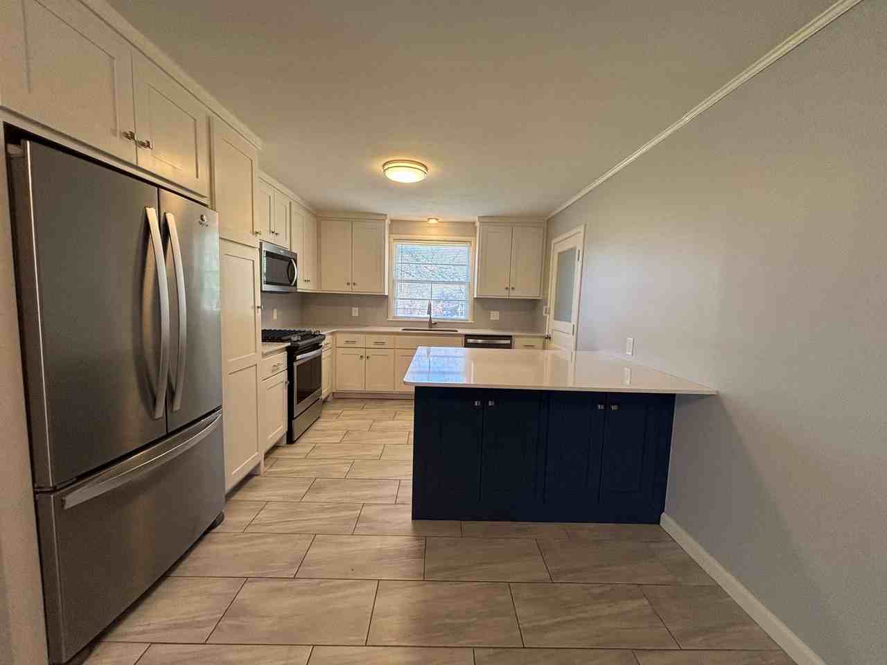 734 S Richmond Ave - Photo 6 of 21