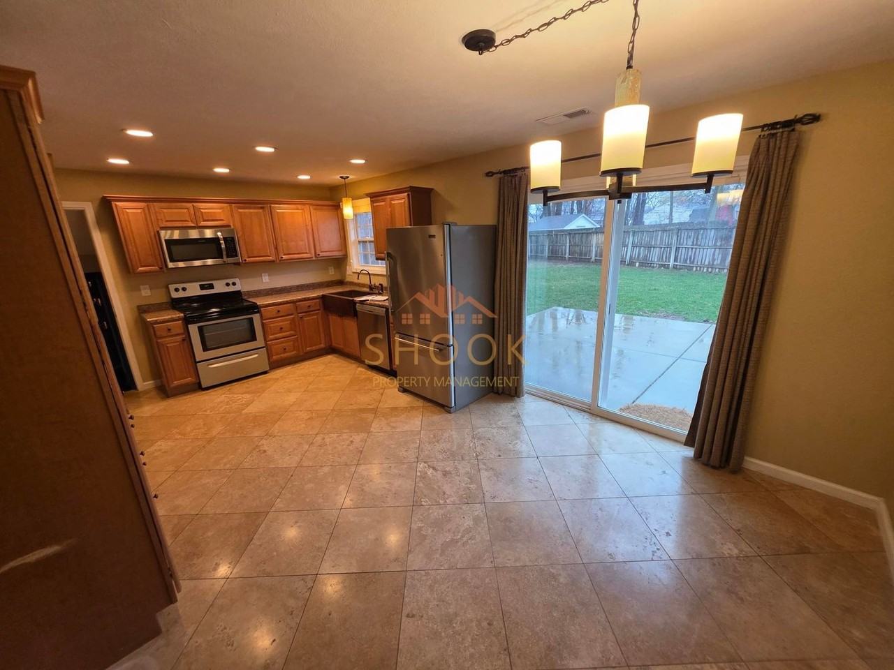 124 Juniper Ct - Photo 7 of 22