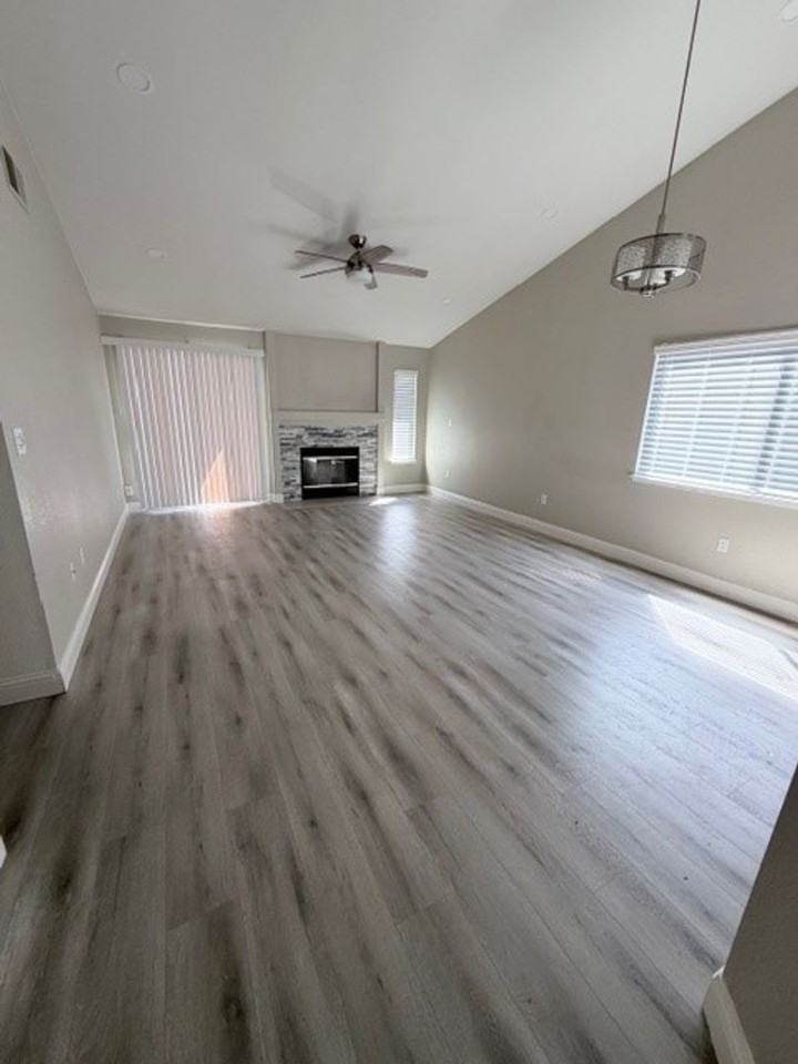 7625 Canyon Clover Dr - Photo 2 of 11