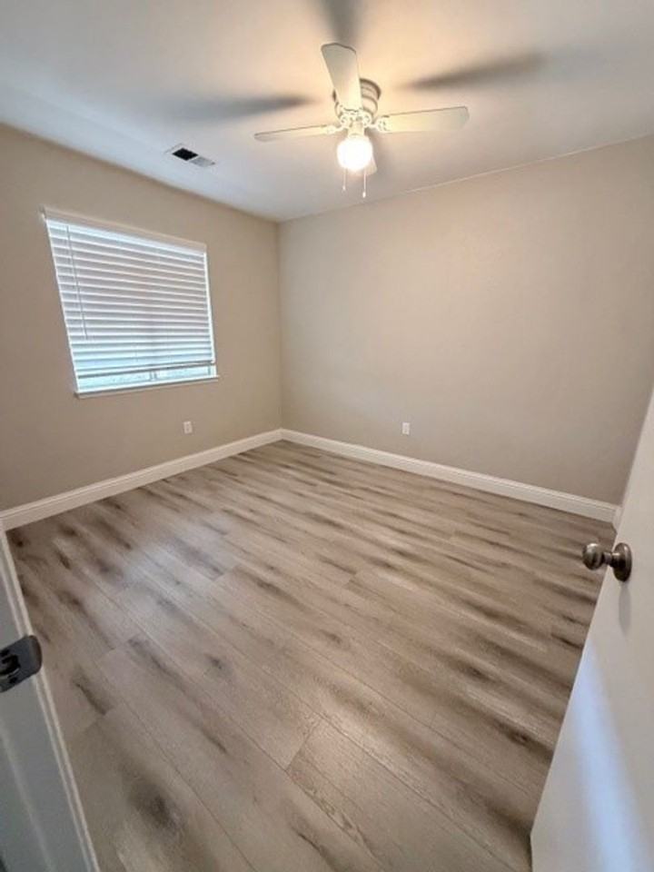 7625 Canyon Clover Dr - Photo 6 of 11