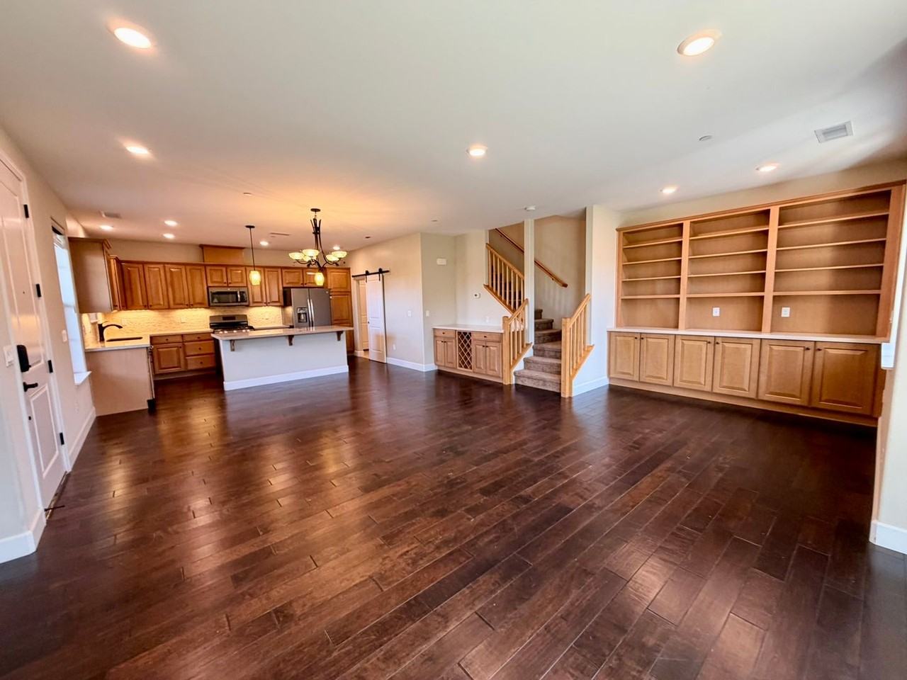 1991 Wind Ranch Rd #B - Photo 4 of 25