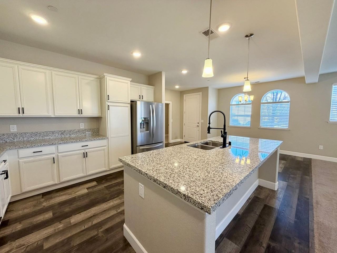 1860 Sea Horse Rd #C - Photo 3 of 19