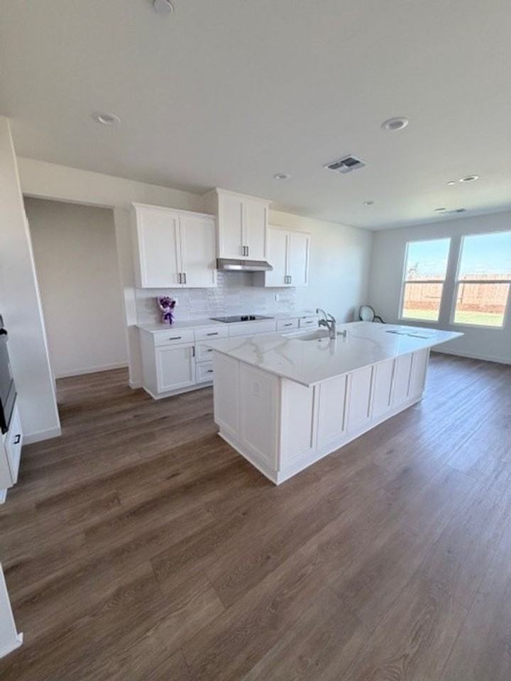 7414 Cryosphere St - Photo 2 of 11