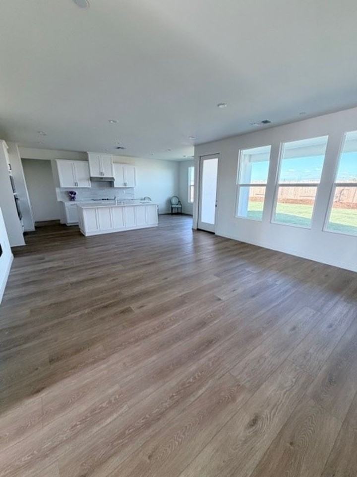 7414 Cryosphere St - Photo 3 of 11