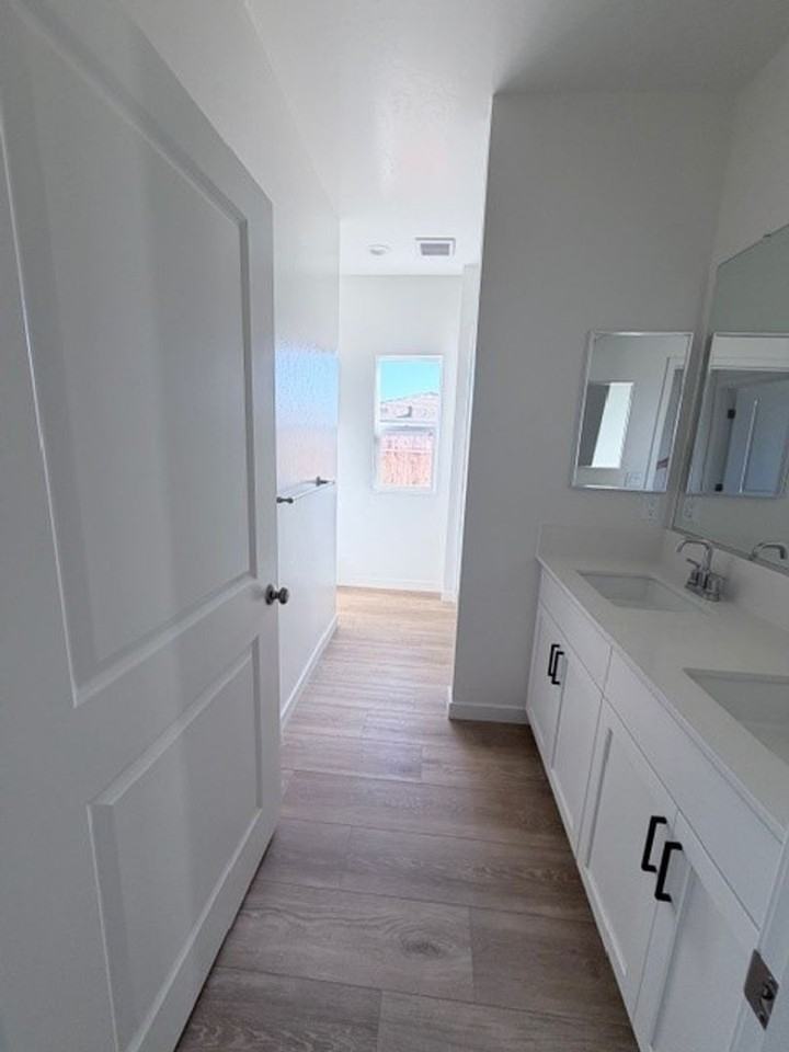 7414 Cryosphere St - Photo 6 of 11