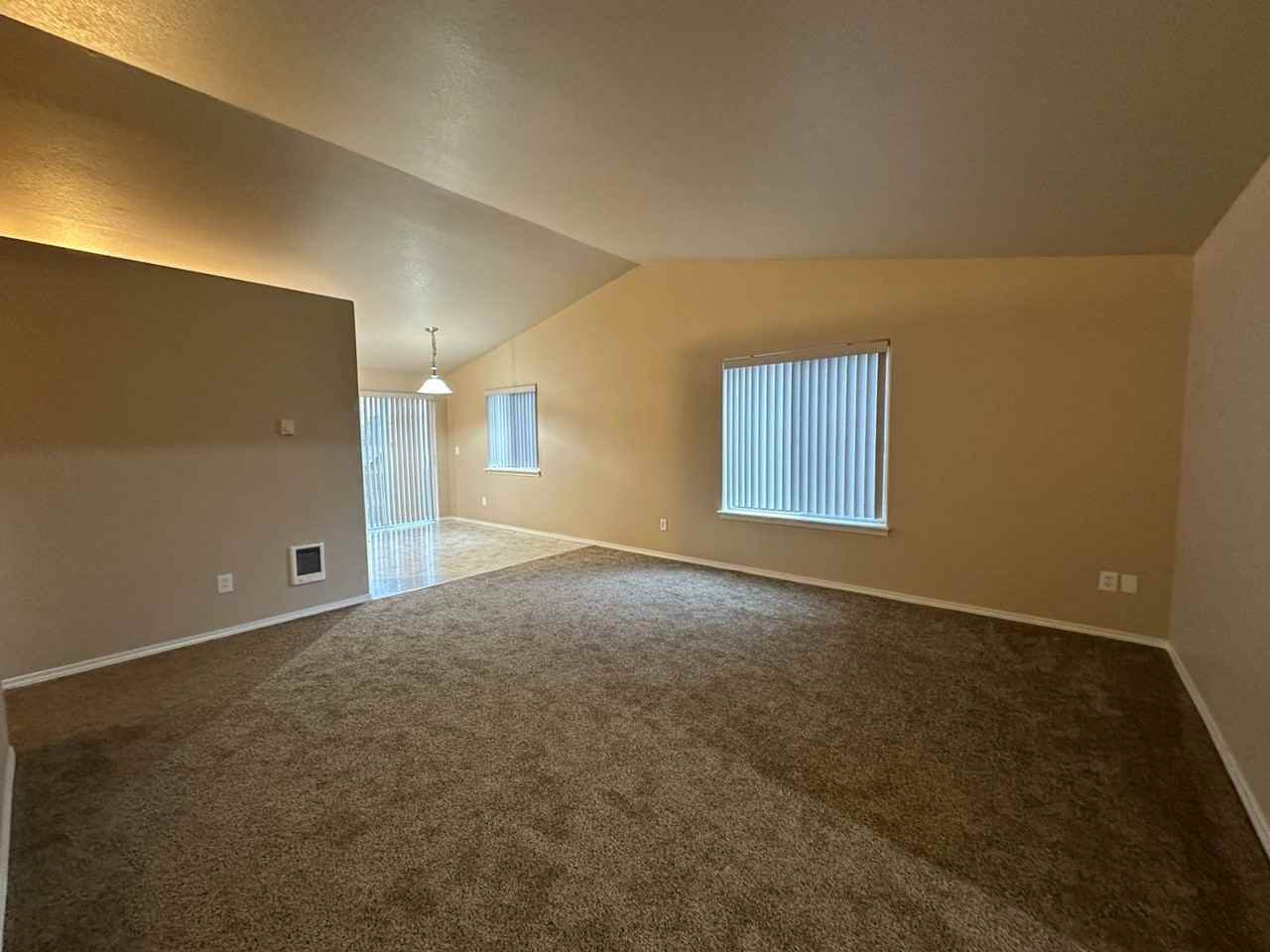 808 Se Maui Ln - Photo 5 of 18