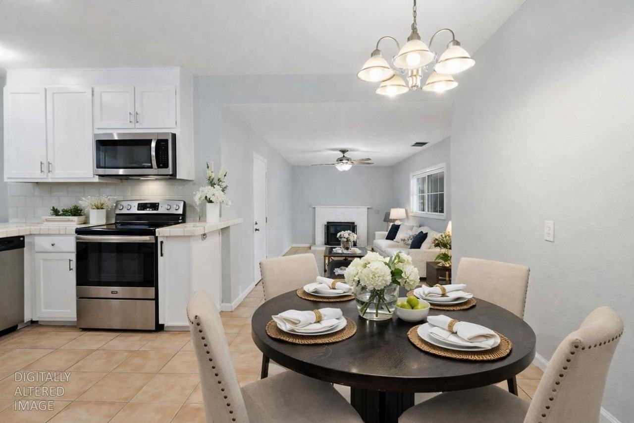 1416 Drexel Dr - Photo 4 of 31