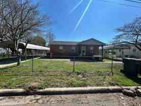 511 Grey St - Photo 1 of 1